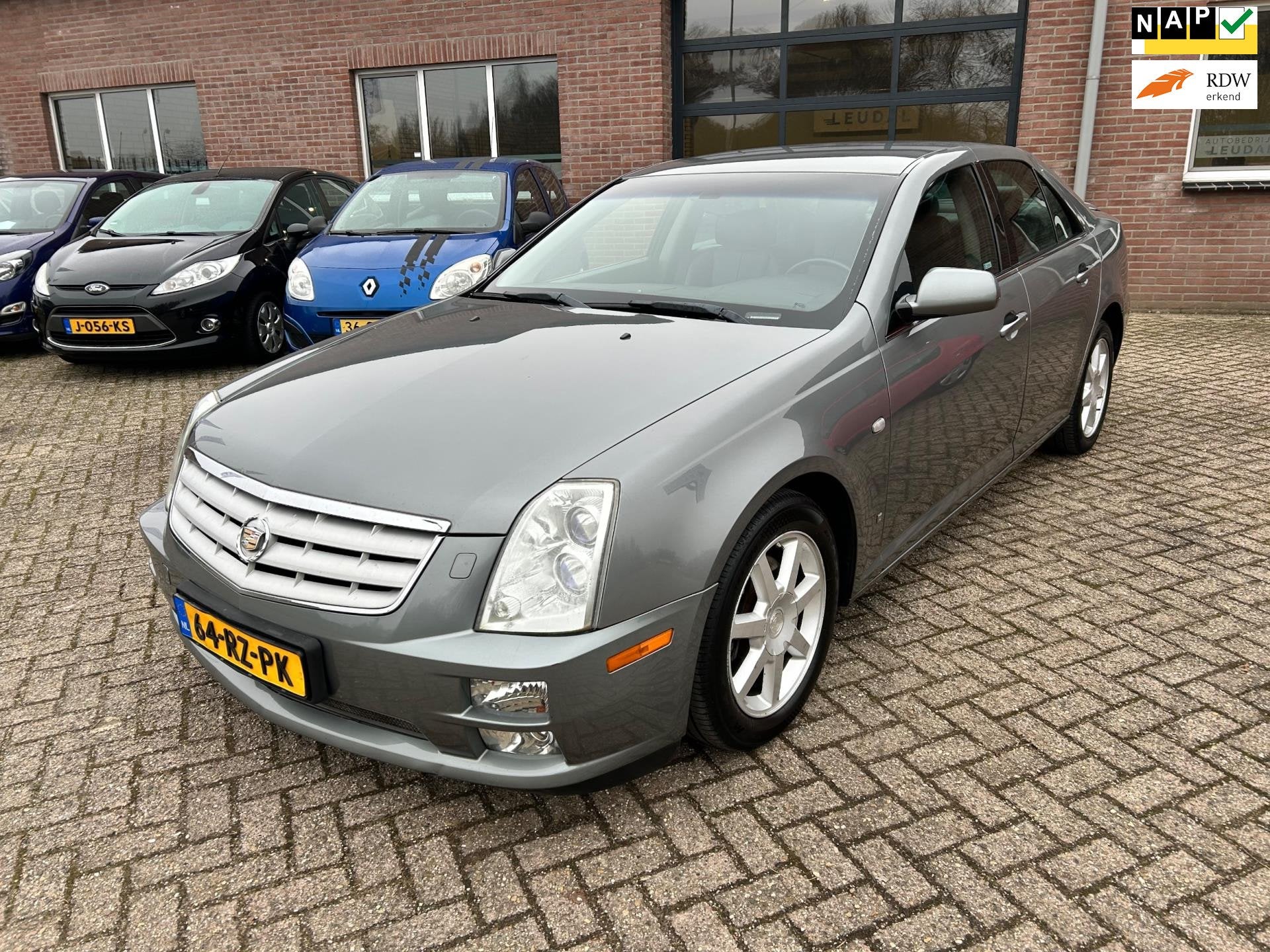 Cadillac STS 3.6 V6 Elegance // 159.000 km NAP !, Auto's, Cadillac, Automaat, Gebruikt, STS, Sedan