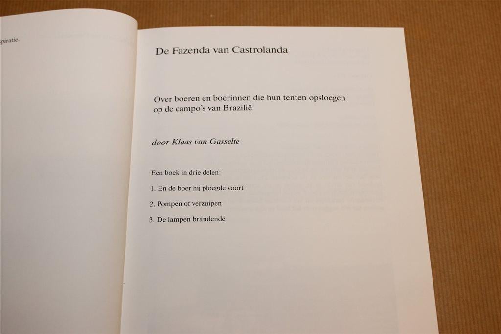 De Fazenda van Castrolanda — Nederlandse Boeren in Brazilië, Ophalen of Verzenden, Zo goed als nieuw, Europa