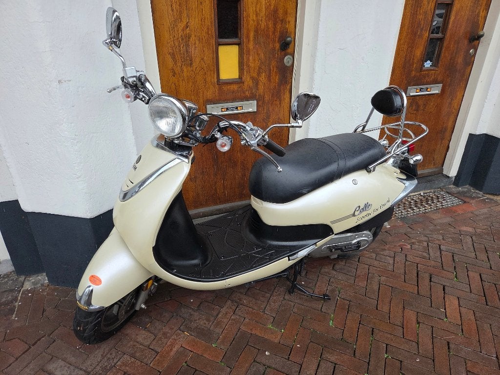 Sym Allo snor 1050, brom 1250 bij Scooterforyou, Zwolle, Ophalen, Gebruikt, Overige modellen, Benzine