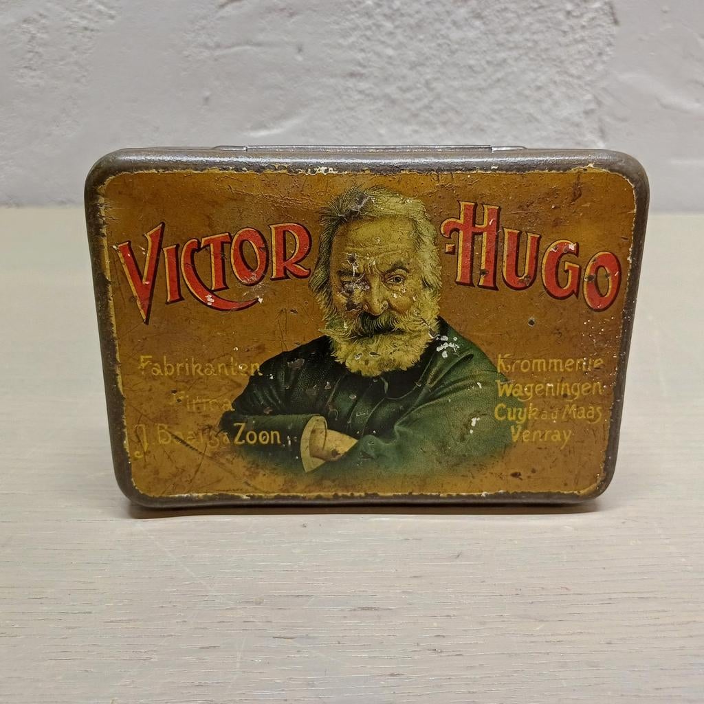 TABAK DOOS BLIK VICTOR HUGO, Verzamelen, Blikken, Ophalen of Verzenden, Gebruikt, Overige