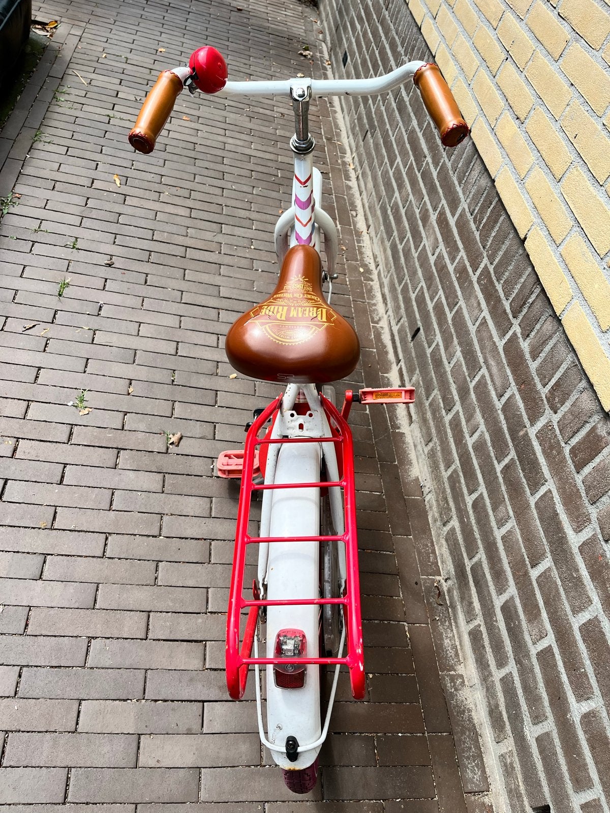 Olily Loekie meisjesfiets 20 inch met AXA slot, Fietsen en Brommers, Ophalen, Gebruikt, Terugtraprem, 20 inch