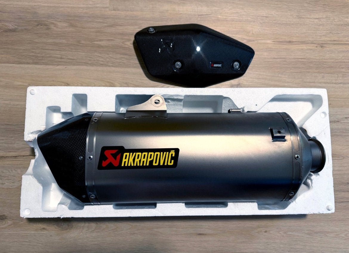 Akrapovic KTM 1090/1190/1290 adventure slip on uitlaat, Motoren, Ophalen of Verzenden, Gebruikt