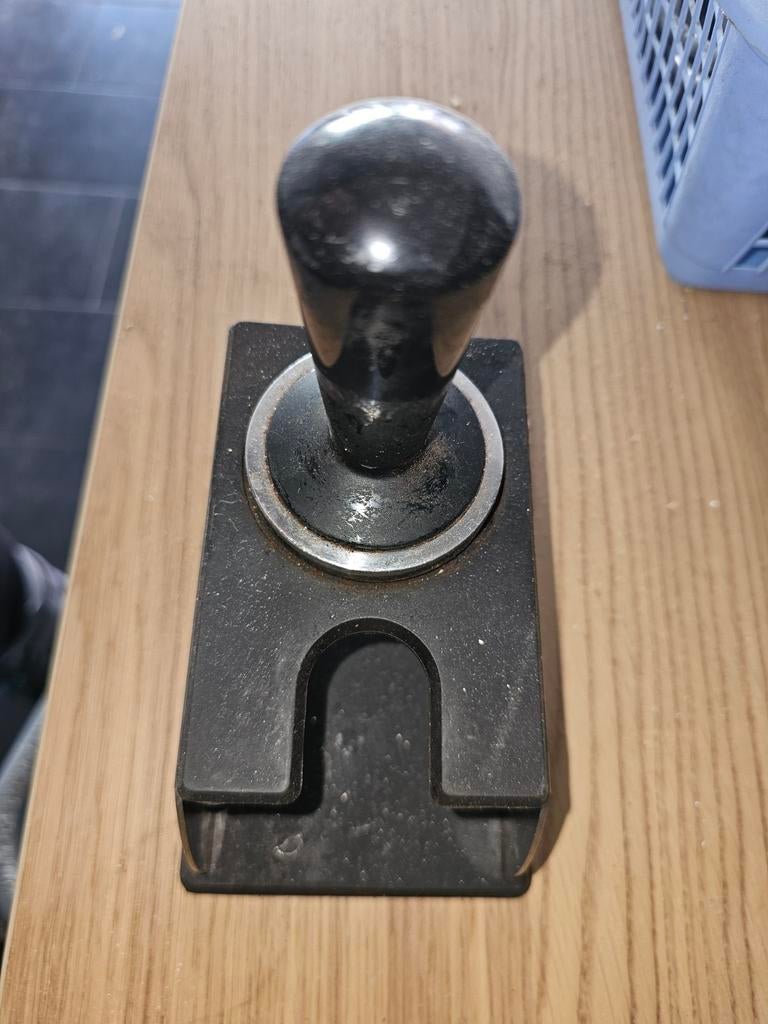 Koffie tamper met houder, Gebruikt, Overige modellen, Gemalen koffie, Ophalen of Verzenden