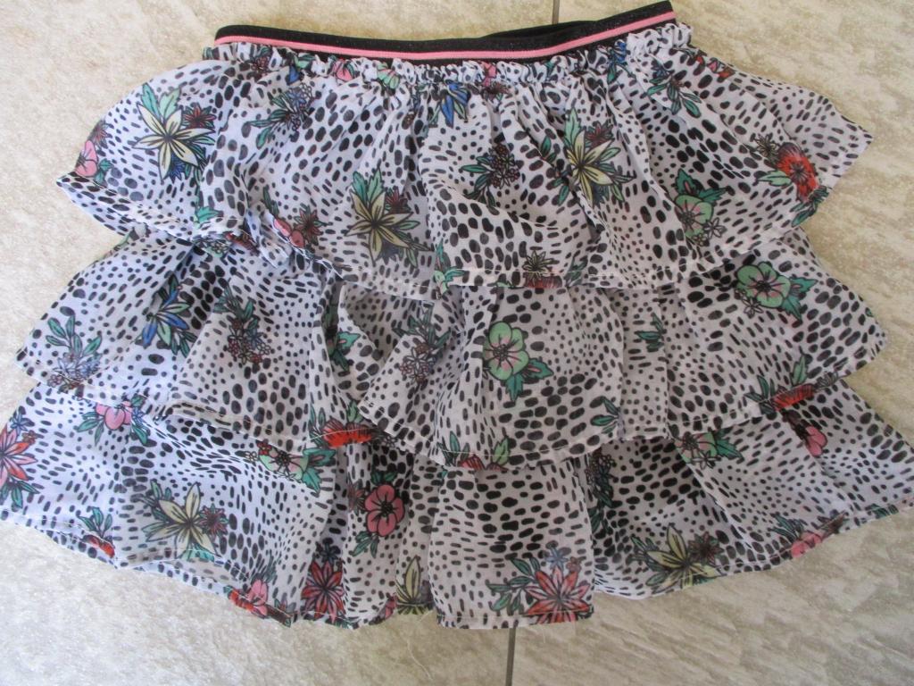 Rok wit / zwart bloemen rokje maat 98 / 104 strokenrok Hema, Meisje, Ophalen of Verzenden, Zo goed als nieuw, Jurk of Rok