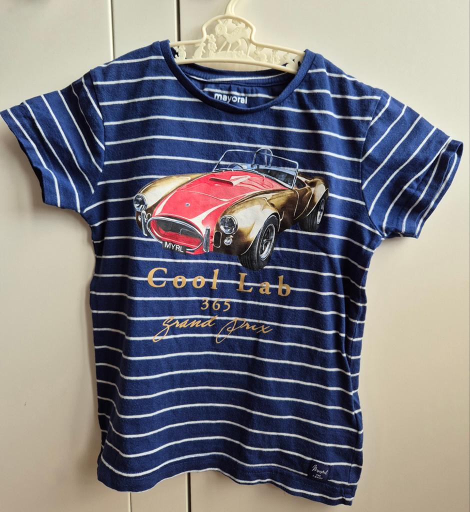 Mayoral T-shirt met klassieke auto print, Kinderen en Baby's, Kinderkleding | Maat 116, Mayoral, Ophalen of Verzenden, Zo goed als nieuw