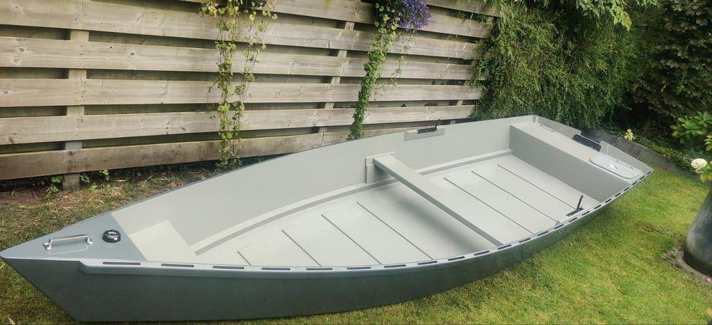 Nieuw gebouwde knikspant roei-visboot-sloep met 5PK motor, Ophalen, Nieuw, Hout, Met motor