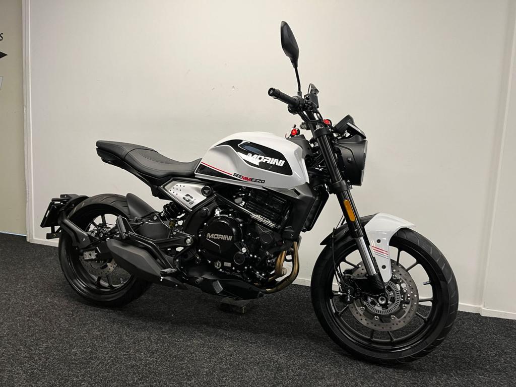 MOTO MORINI SEIEMMEZZO STR (bj 2026) - foto 3