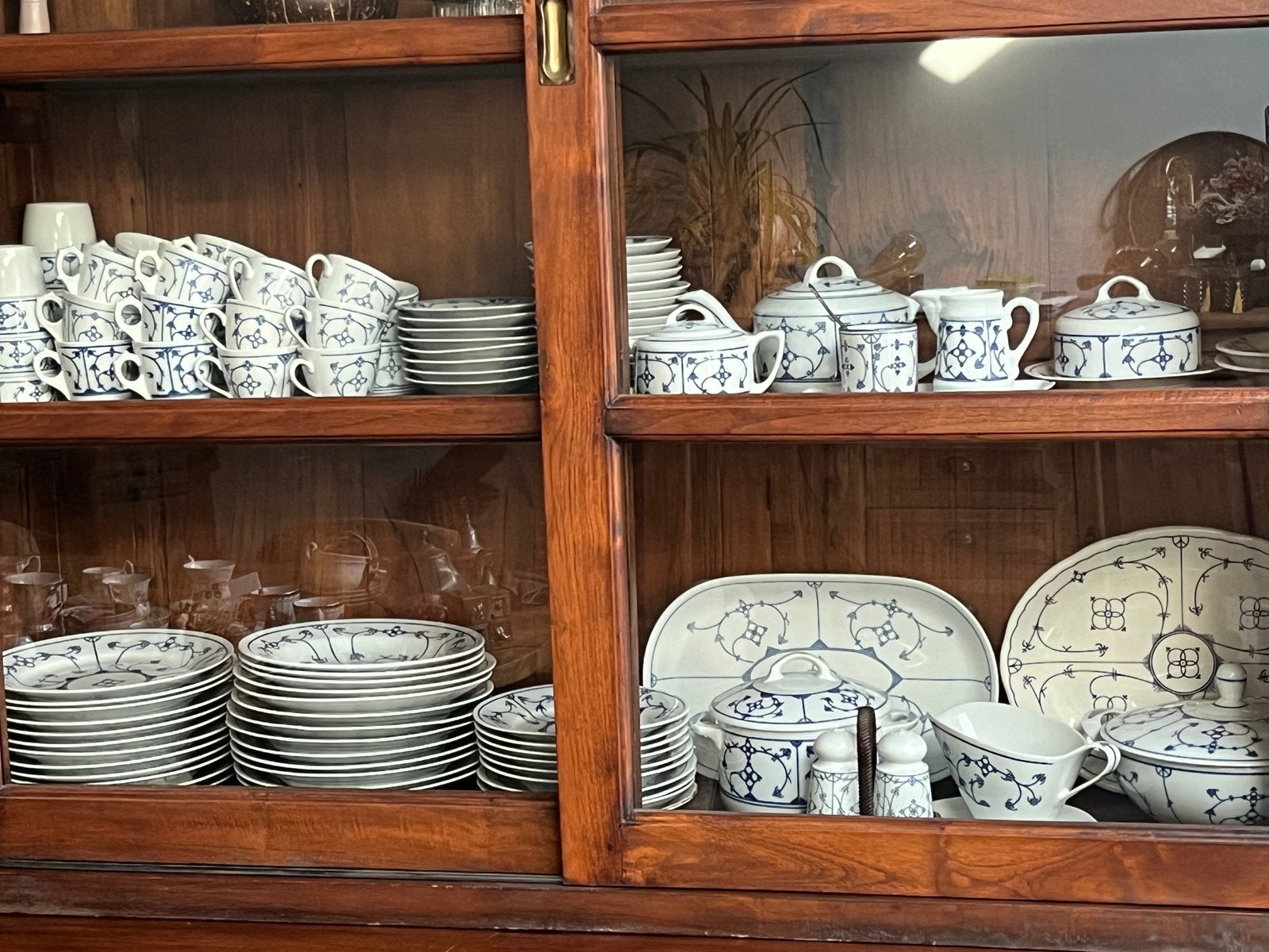 Saksisch jäger servies, Ophalen
