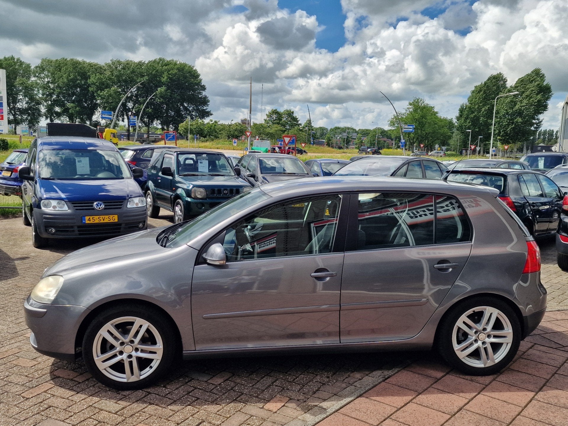 Volkswagen Golf 1.6 FSI Optive - Automaat - Clima - Cruise -, Stof, Zwart, 4 cilinders, 116 pk
