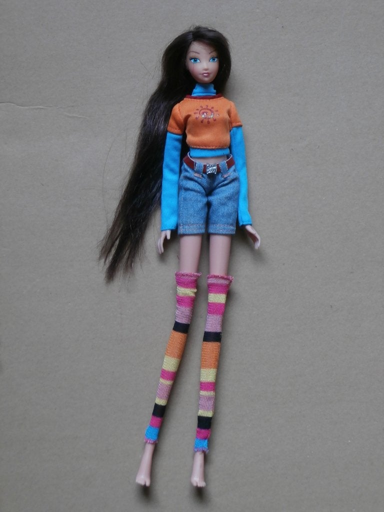 Hi Glamm Giochi Preziosi SPA doll lang haar benen Barbie pop, Ophalen of Verzenden, Gebruikt, Pop
