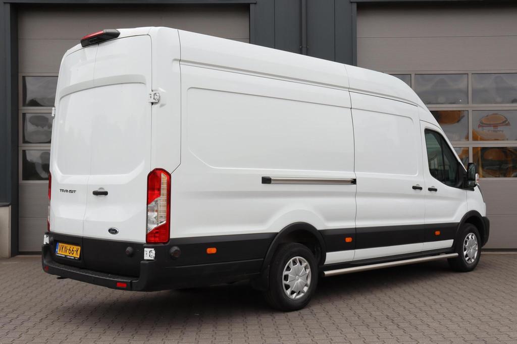 Ford Transit 350 2.0 TDCI L4H3 l AIRCO l NAVI l CAMERA l CRU, Auto's, 4 cilinders, 2800 kg, Wit, Origineel Nederlands