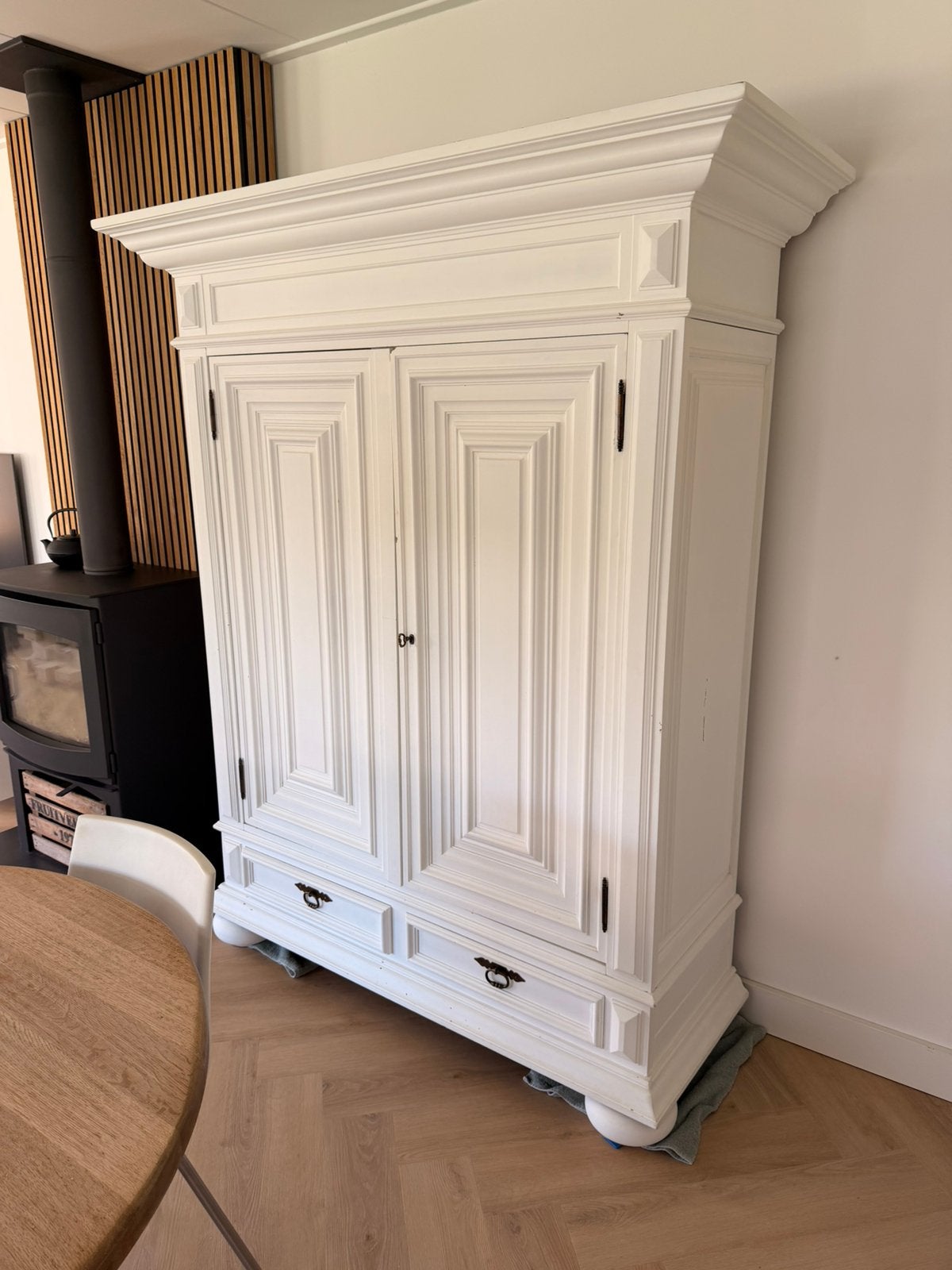 Witte kast broodkast, Ophalen, Gebruikt, Met deur(en), 150 tot 200 cm