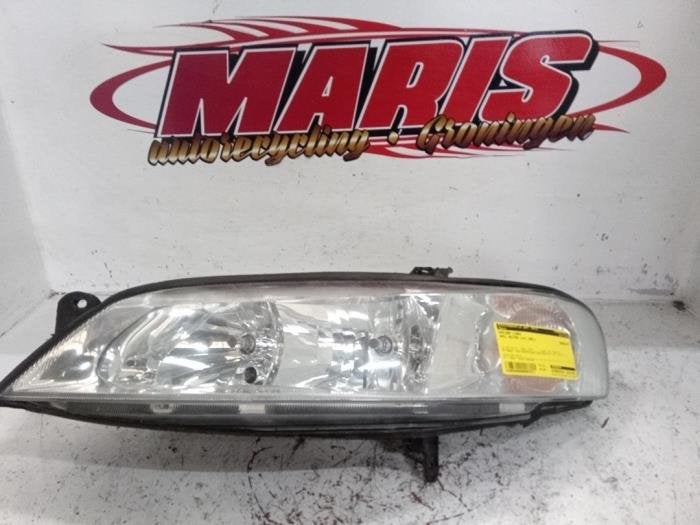 Koplamp links van een Opel Vectra, Gebruikt, -, -, Opel