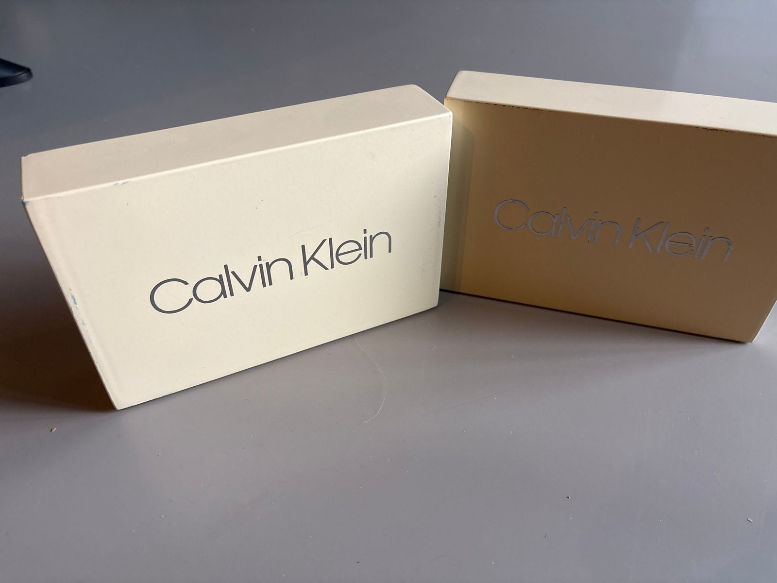 Calvin Klein Reclame borden - Set van 2, Ophalen of Verzenden, Gebruikt, Reclamebord