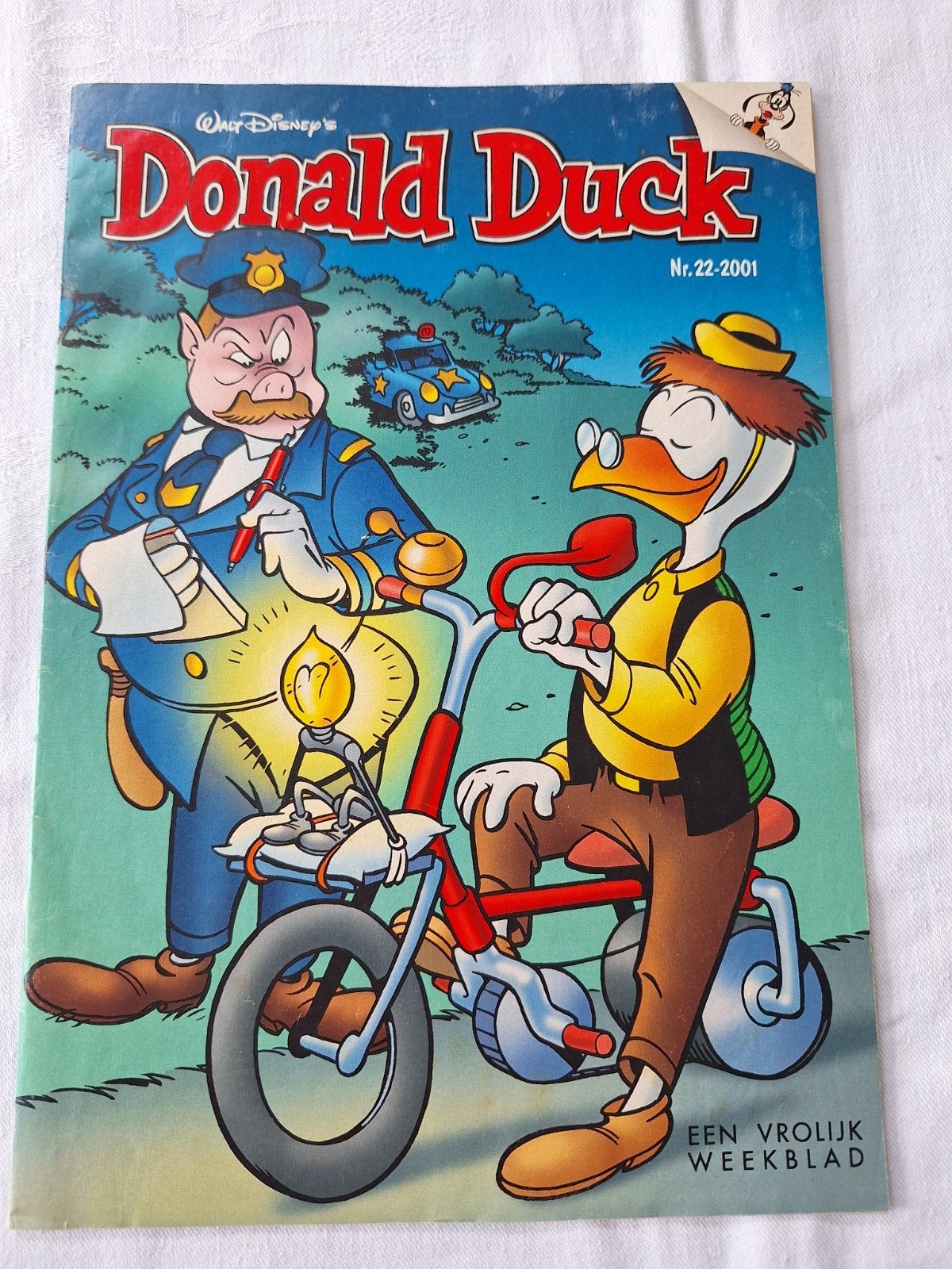 Donald Duck Weekblad Nr. 22-2001 - Een vrolijk weekblad, Boeken, Eén stripboek, Ophalen of Verzenden, Gelezen