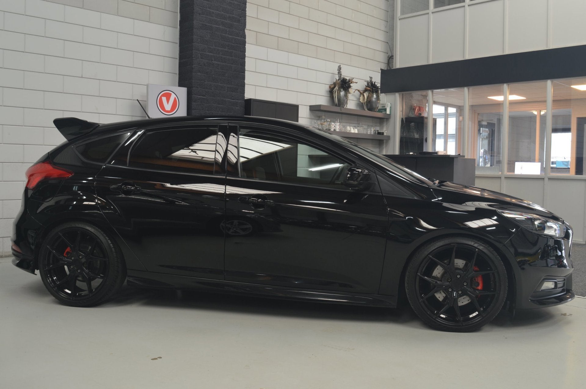 Ford Focus 2.0 ST // 250 PK // 122.000 km // CLIMA // NAVI /, Auto's, Gebruikt, Euro 6, 4 cilinders, Zwart