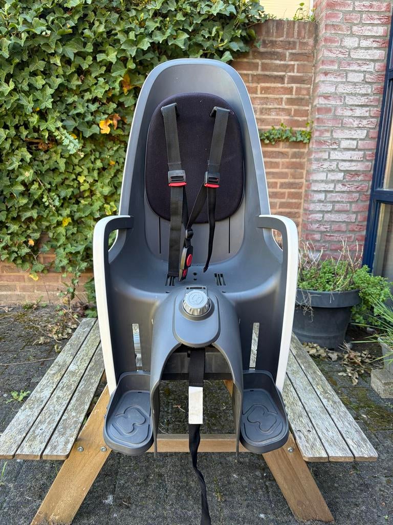 Hamax Caress Achterzitje met Bagagedrager Bevestiging, Ophalen, Achterzitje, 9 t/m 18 kg, Gebruikt