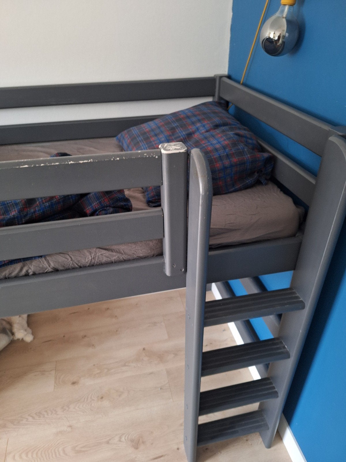 Hoogslaper grijs  (1.43 m hoog), Ophalen, Gebruikt, 90 cm, Eenpersoons