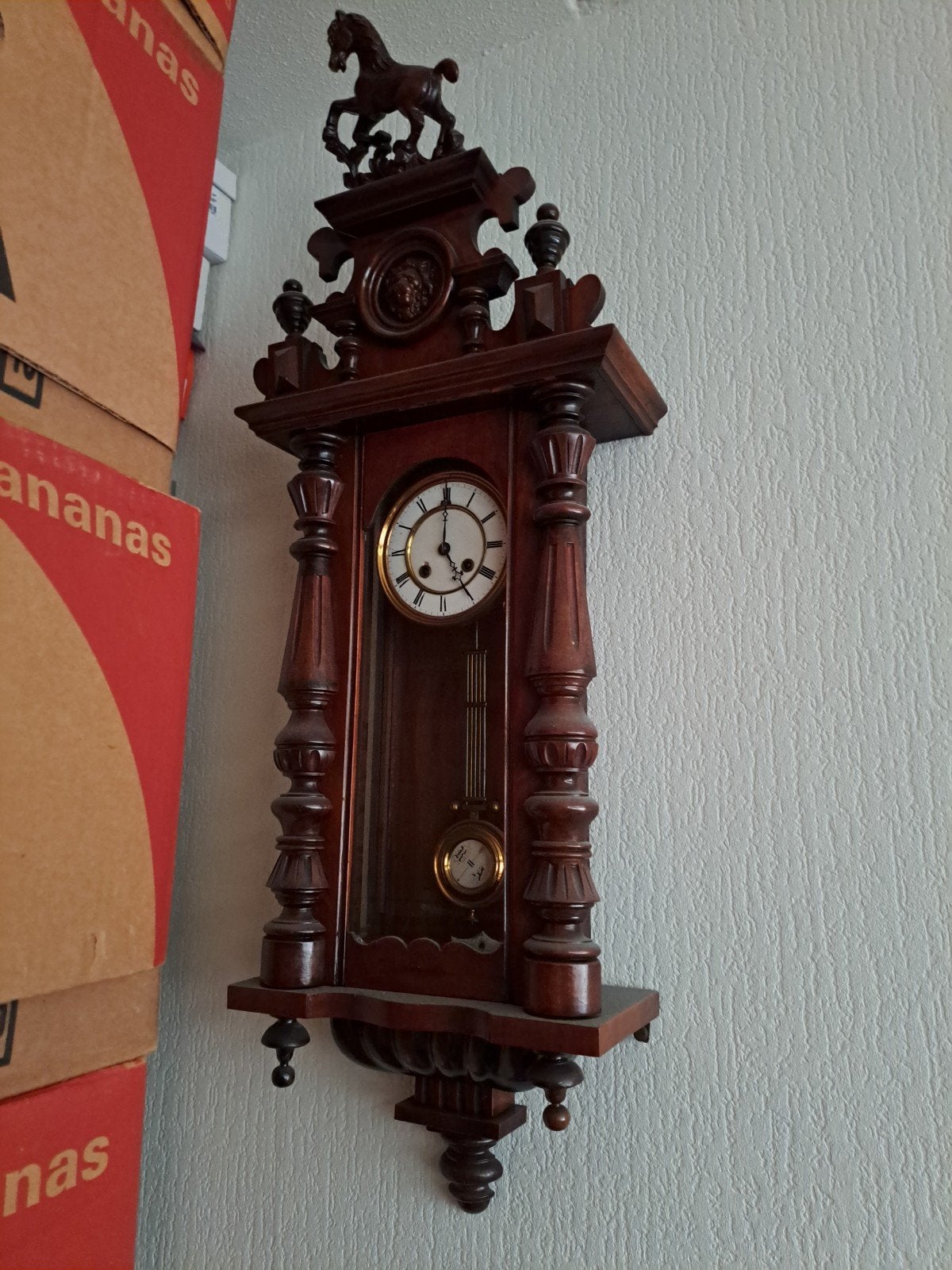 mooie grote oude hangklok met sleutel, Ophalen, Gebruikt