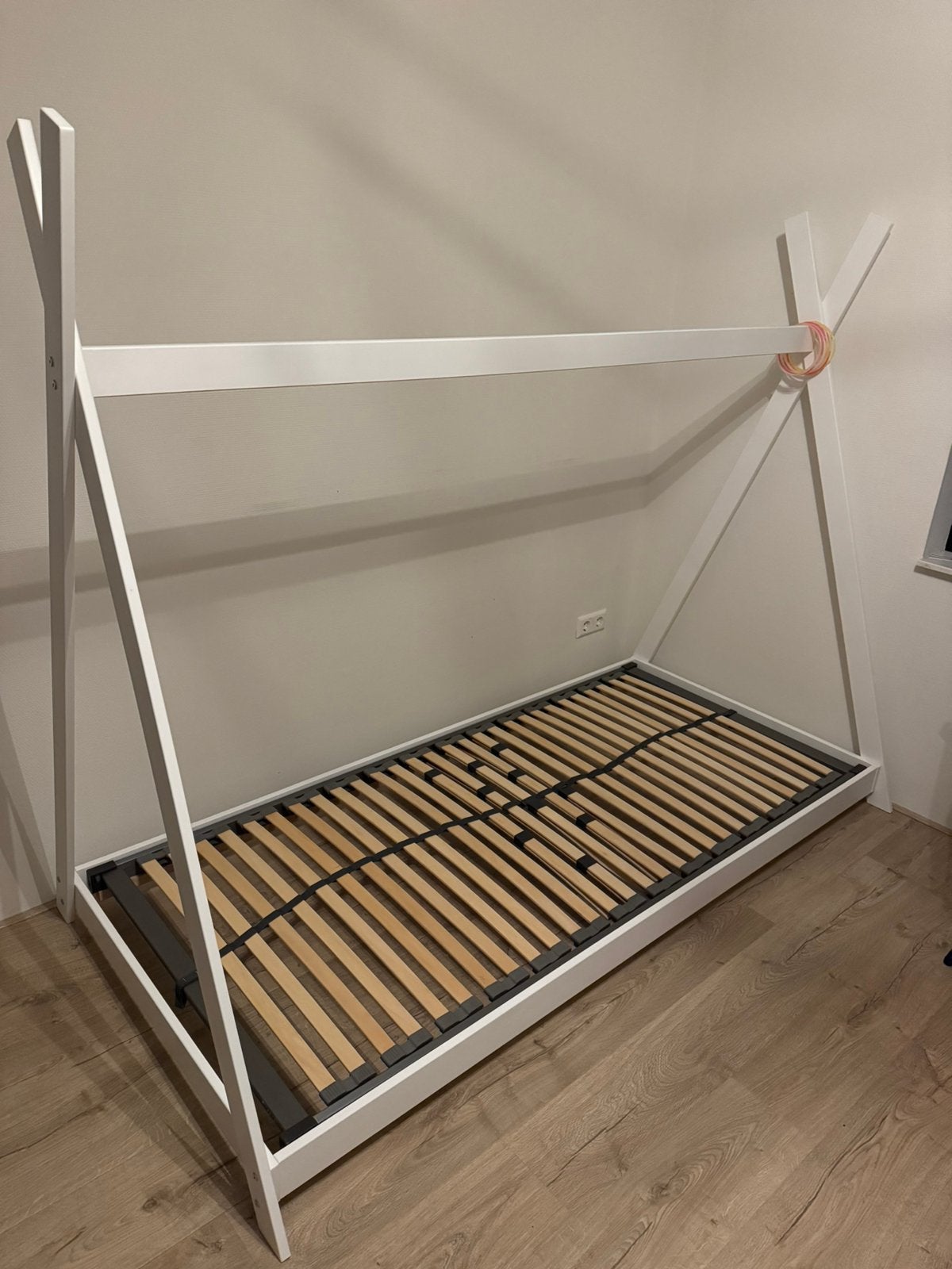 Tipi kinderbed met lattenbodem, Ophalen, 90 cm, Eenpersoons, Wit