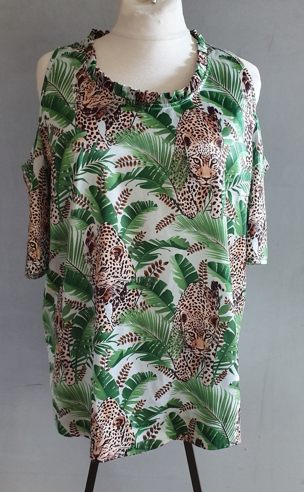Jane Lushka top, Maat 38/40 (M), Ophalen of Verzenden, Zo goed als nieuw, Korte mouw