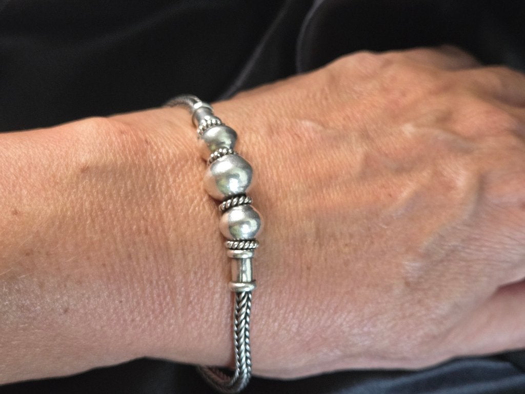 Zilveren bolletjes armband. 2026/413, ., Ophalen of Verzenden, Zo goed als nieuw, .
