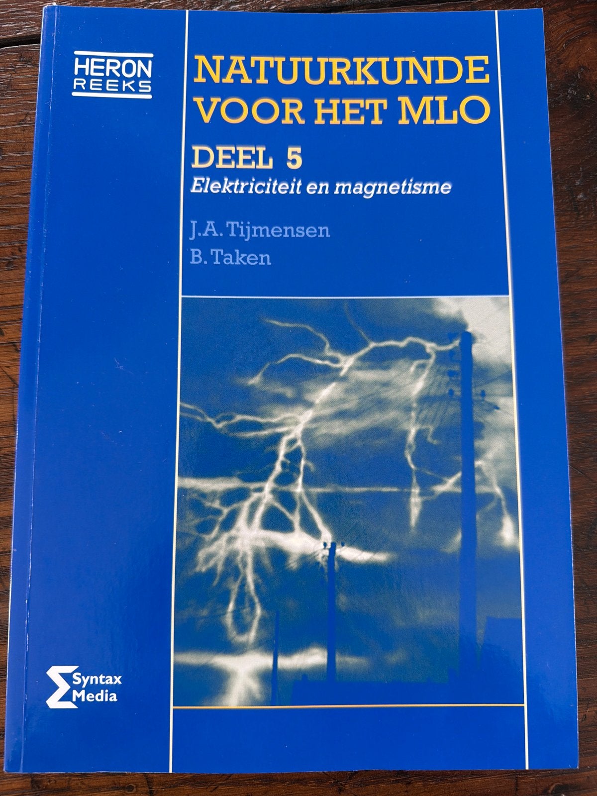 Natuurkunde voor het MLO - Deel 5 Elektriciteit en magnetism, Boeken, Ophalen of Verzenden, Beta, Gelezen, MBO