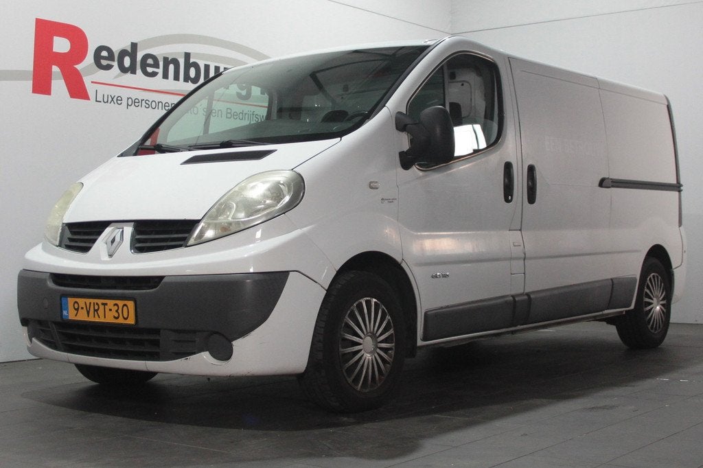 Renault Trafic 2.0 dCi T29 L2H1 Générique - Koelwagen - Pa, Auto's, Euro 5, 4 cilinders, Renault, Wit
