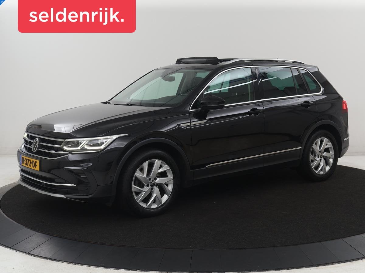 Volkswagen Tiguan 1.5 TSI Elegance | Panoramadak | Adaptive, 4 cilinders, Zwart, Origineel Nederlands, SUV of Terreinwagen
