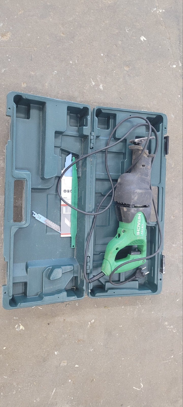 Hitachi CR13V Reciprozaag l, Gebruikt, 70 mm of meer, 600 tot 1200 watt, Ophalen of Verzenden
