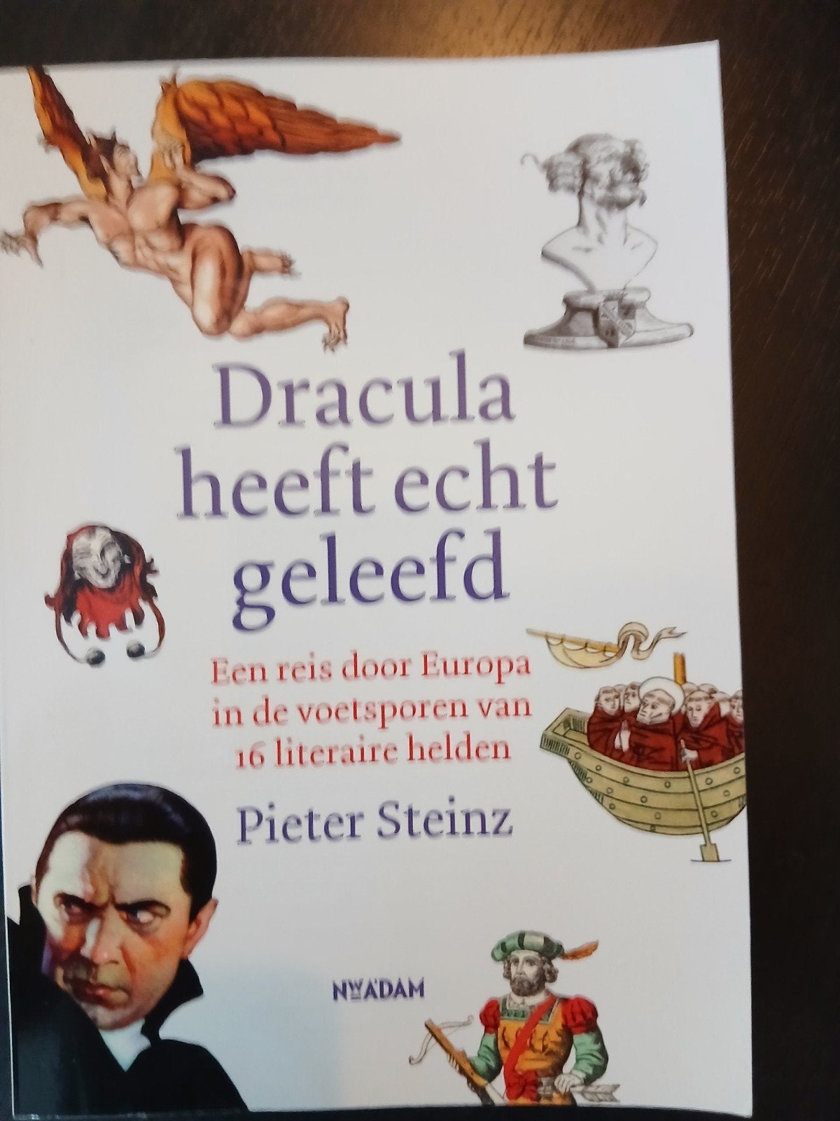 Dracula heeft echt geleefd - Pieter Steinz, Ophalen of Verzenden, Zo goed als nieuw, Pieter Steinz, Nederland