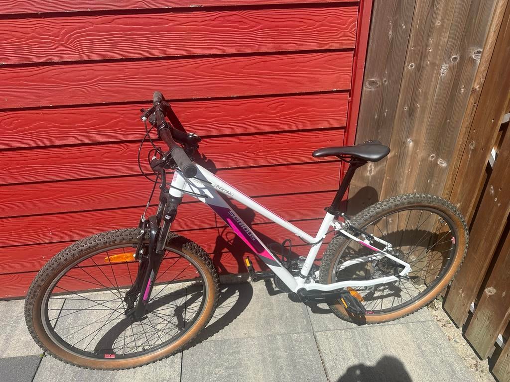 Serious Eight Ball 27.5″ Trapez Mountainbike, Fietsen en Brommers, Fietsen | Mountainbikes en ATB, Gebruikt, Hardtail, Dames, Schijfrem