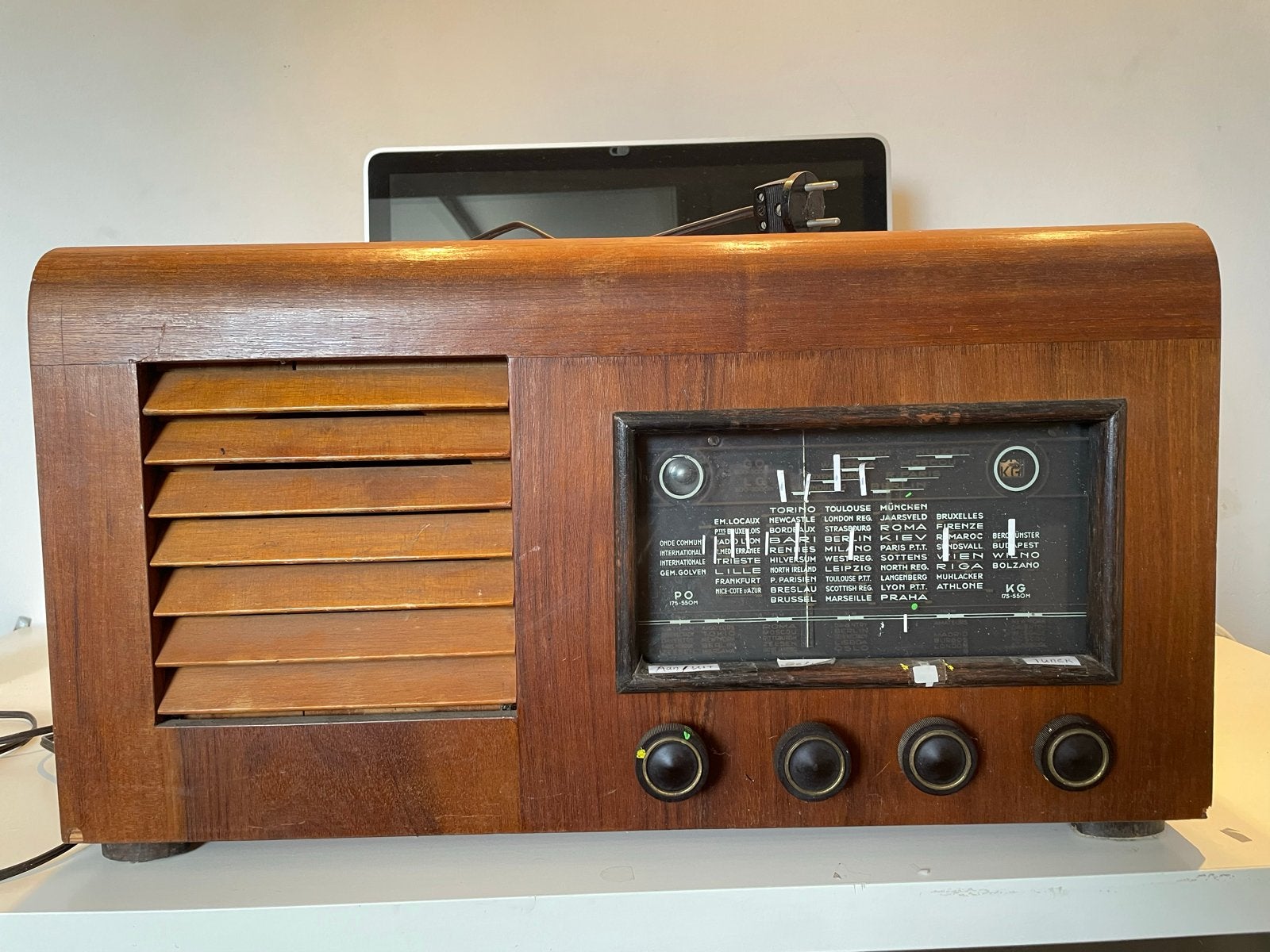 Authentieke Oorlogse Buizenradio ca. 1945 - Voor Verzamelaar, Ophalen of Verzenden, Gebruikt, Radio
