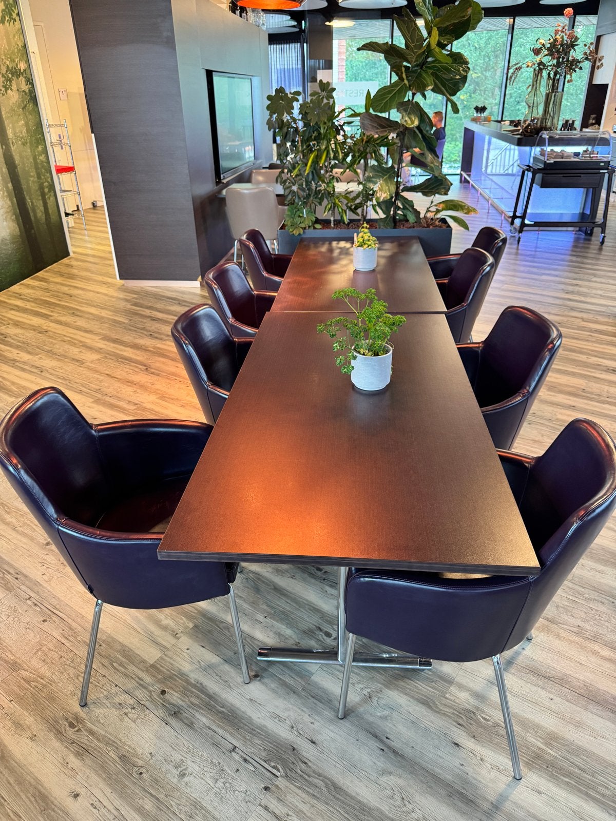 Restaurant meubilair(tafels + stoelen + barkrukken), Ophalen, Gebruikt