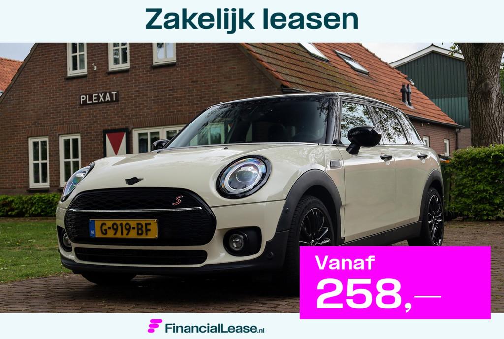 Mini Clubman 1.5 Cooper Business Edition Aut. | Panorama | S, Gebruikt, Leder en Stof, Wit, Origineel Nederlands
