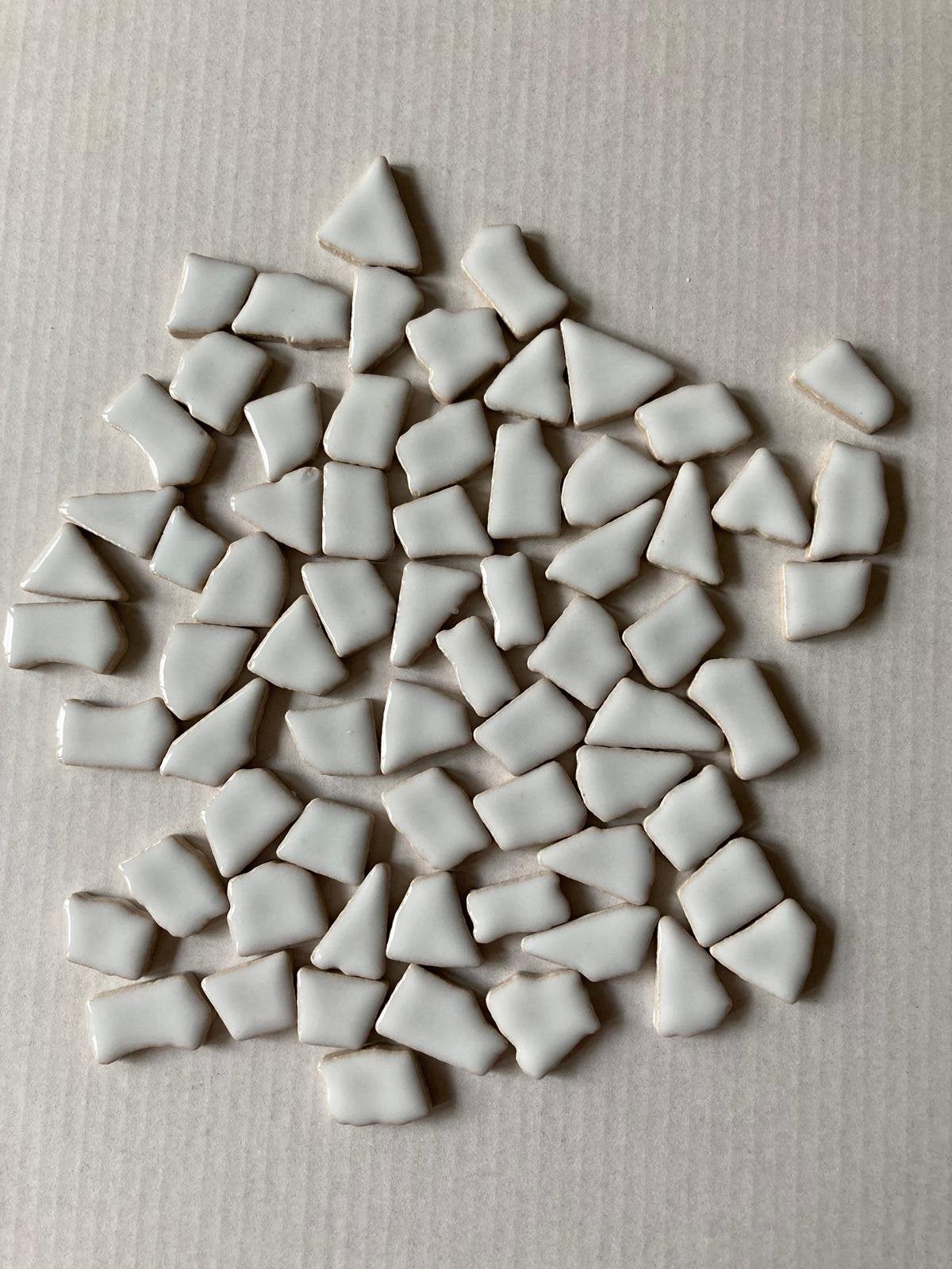 Mozaiek keramiek puzzel mix meer dan 30 kleuren! Per 100 gr, Ophalen of Verzenden, Zo goed als nieuw
