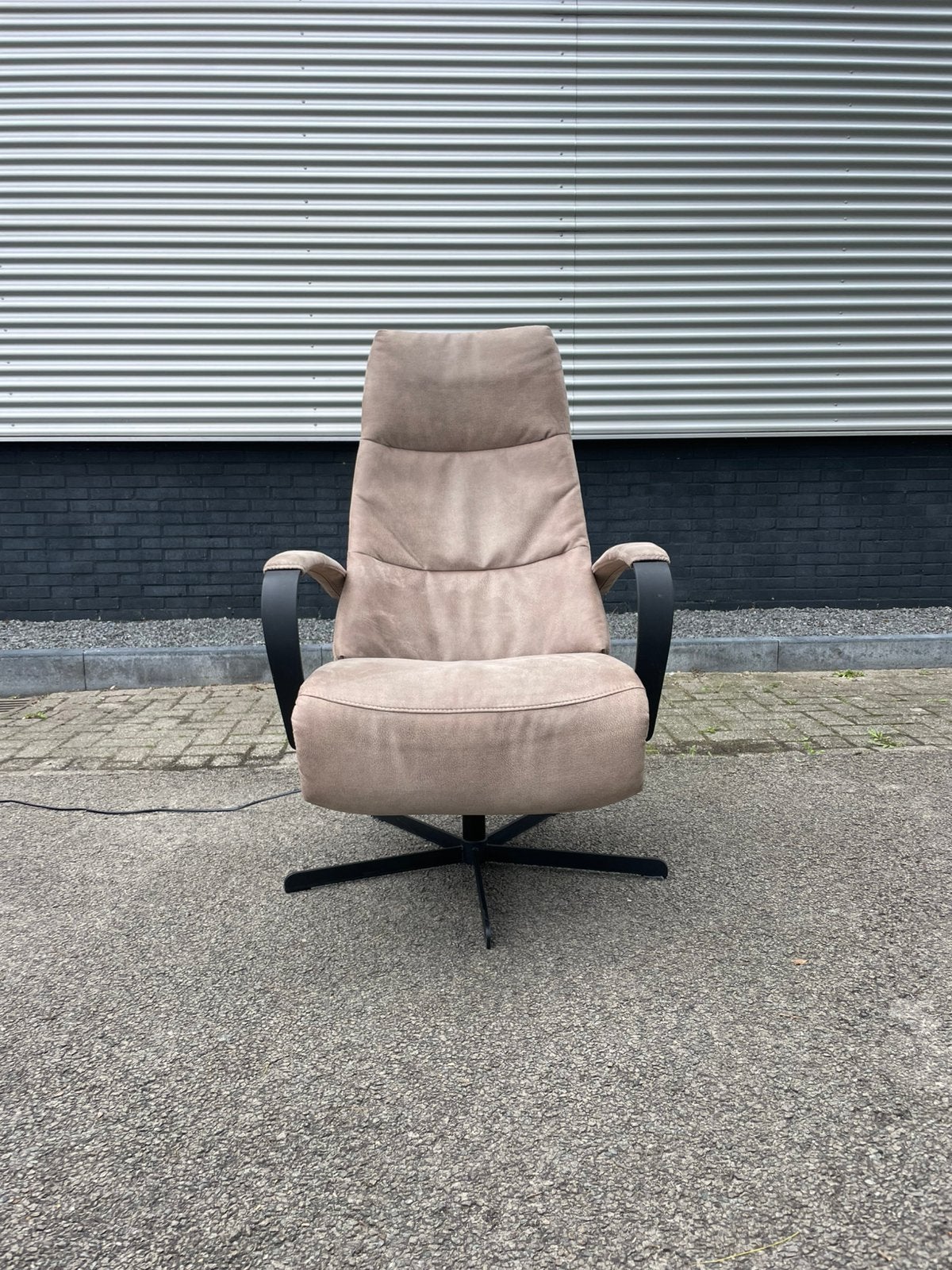 Bruine elektrische prominent humberto relax fauteuil, Ophalen, Minder dan 75 cm, 50 tot 75 cm, A