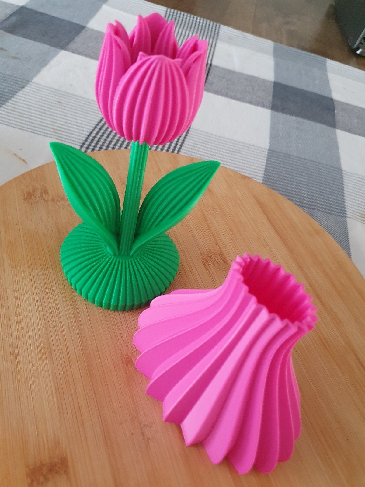 3D Geprinte Tulpenvaas en Decoratieve Vaas, Huis en Inrichting, Woonaccessoires | Vazen, Nieuw, Ophalen of Verzenden, Roze, Kunststof
