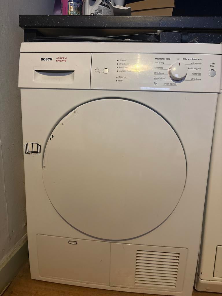 Bosch Maxx 6 Sensitive Wasdroger met waterreservoir, Ophalen, 6 tot 8 kg, Minder dan 85 cm, Voorlader