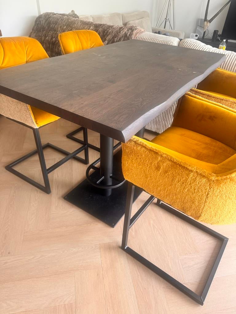 Bartafel met 4 gele barkrukken velvet barstoelen boomstam, Gebruikt, Overige kleuren, Ophalen of Verzenden, Vier