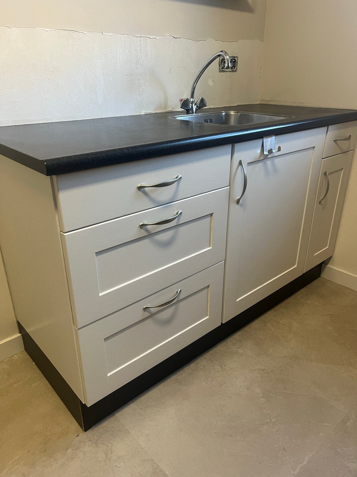 Keukenblok 150 cm, Huis en Inrichting, Ophalen, Gebruikt, Enkelwandige keuken, Kunststof