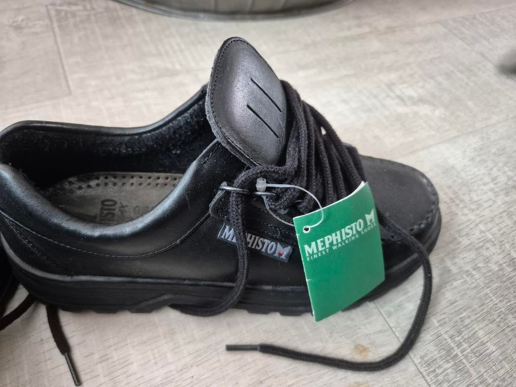 Mephisto schoenen  maat 38 nieuw, Kleding | Dames, Schoenen, Ophalen of Verzenden, Nieuw, Zwart, Sneakers of Gympen