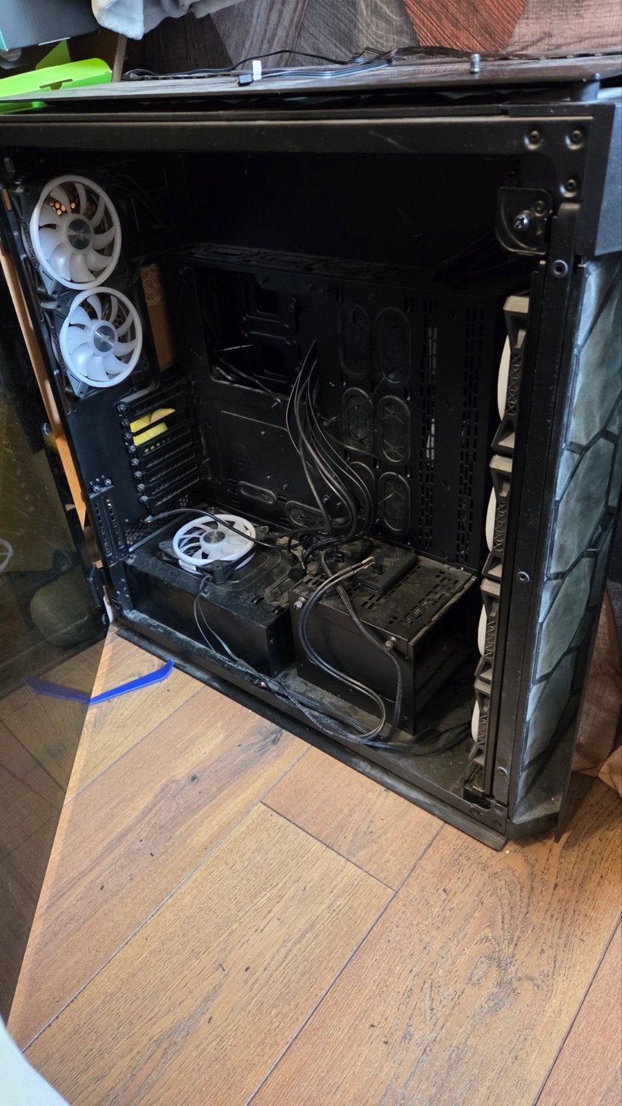 Foto 3 van corsair obsidian 1000d