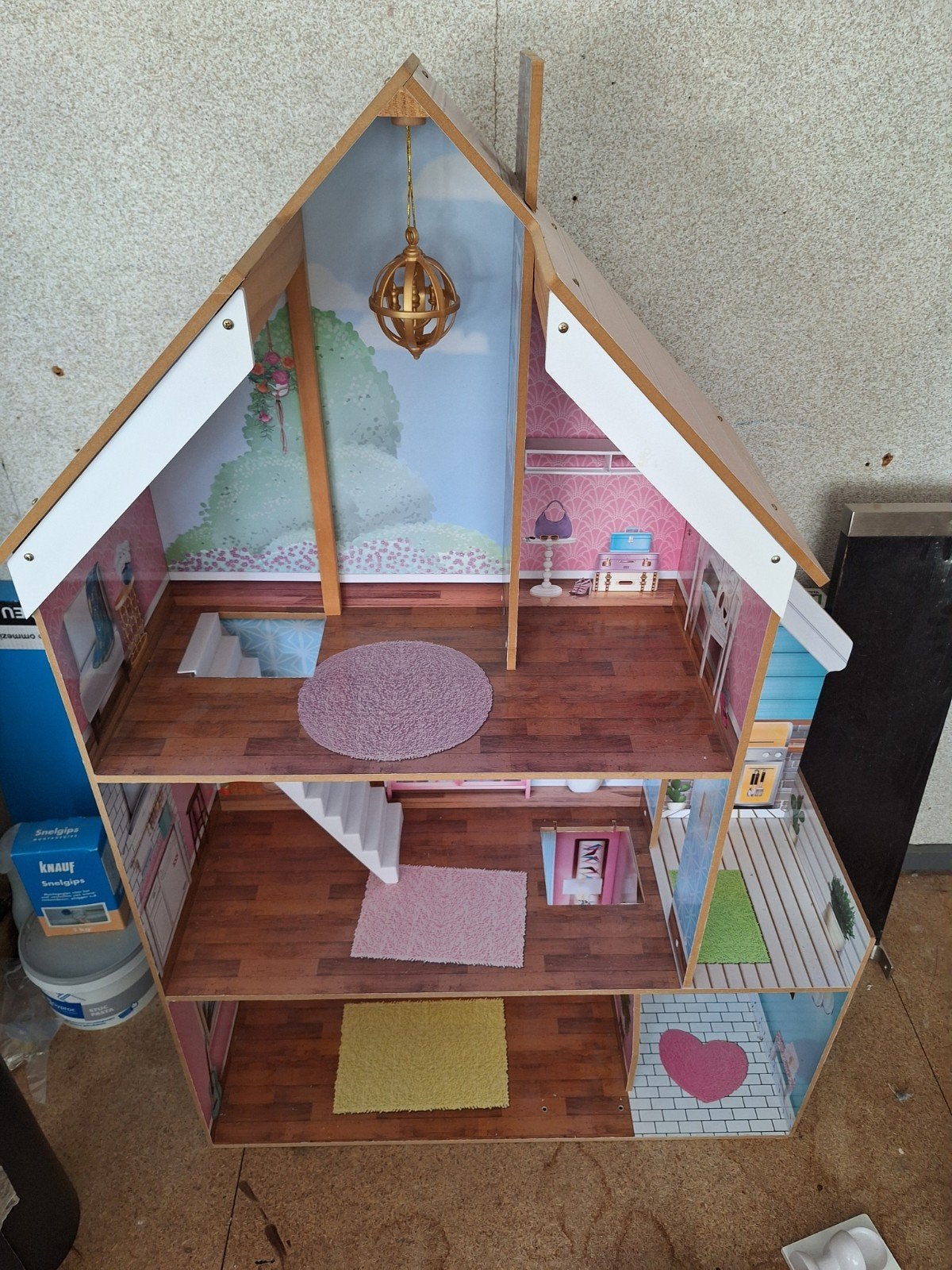 poppenhuis met meubels 126 cm hoog, Ophalen, Gebruikt, Poppenhuis
