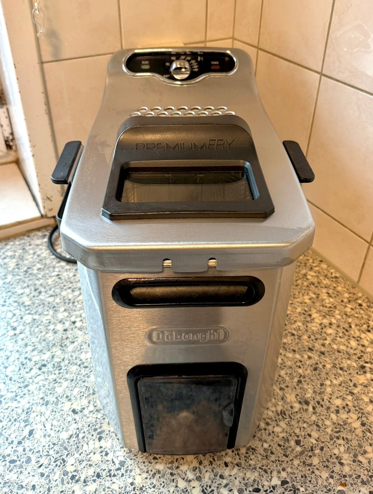 De’Longhi PremiumFry friteuse!, 1 tot 2 liter, Ophalen of Verzenden, Zo goed als nieuw, Uitneembare binnenpan