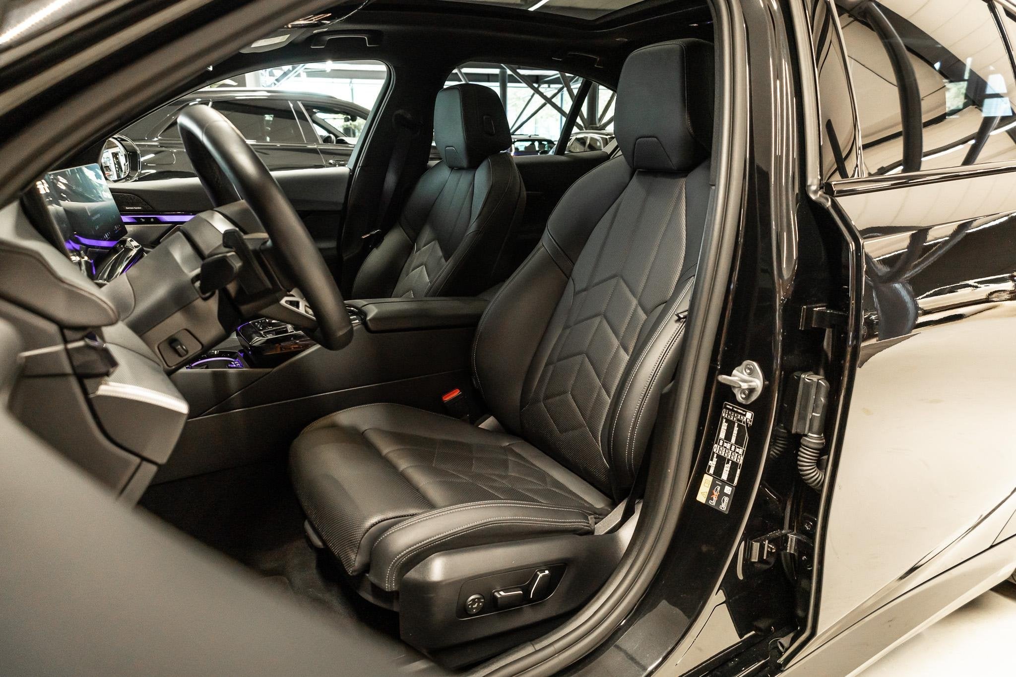BMW 5-serie 530e M Sport Edition Panoramadak | H&K | Stoelve, Auto's, Automaat, 1998 cc, Achterwielaandrijving, Gebruikt