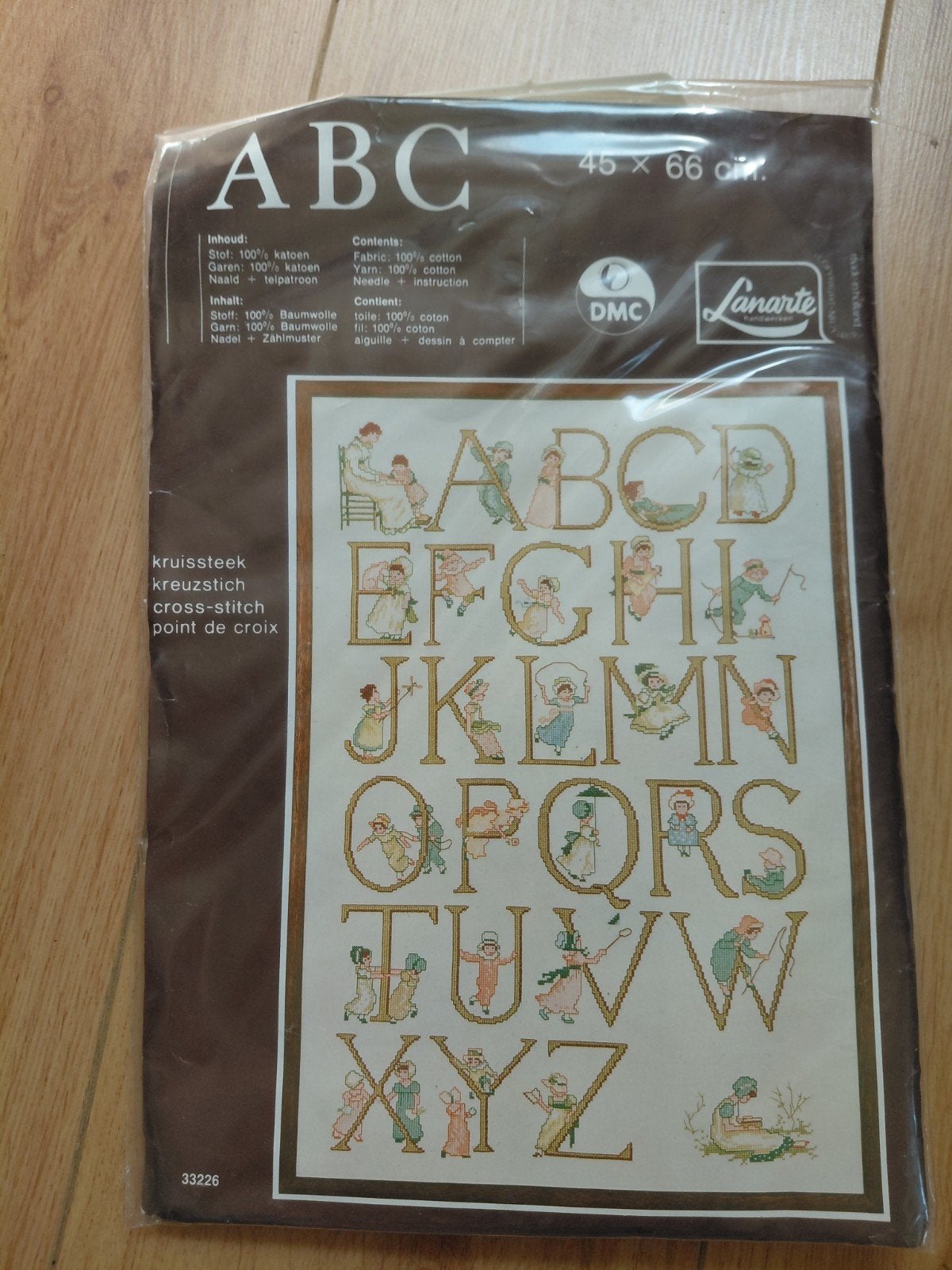 Lanarte Kruissteek Borduurpakket ABC Alfabet Ongeopend, Hobby en Vrije tijd, Borduren en Borduurmachines, Ophalen of Verzenden