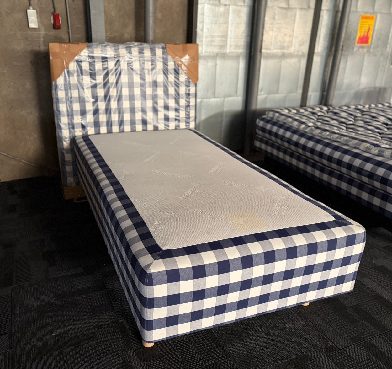 Hastens Superia Firm 105x210 incl. Hoofdbord, Ophalen of Verzenden, Zo goed als nieuw