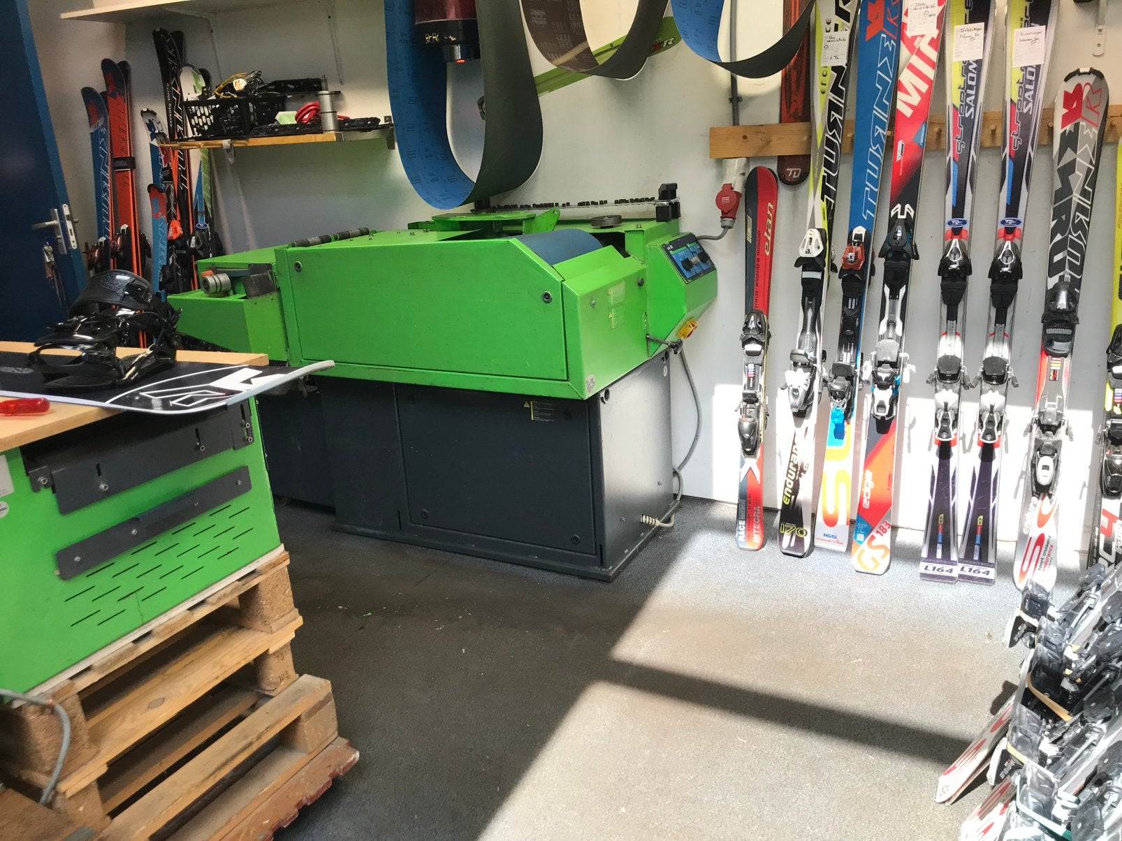 Skiservice Heemstede, Nieuw, Info@turnersports.nl, Ski's, Ophalen