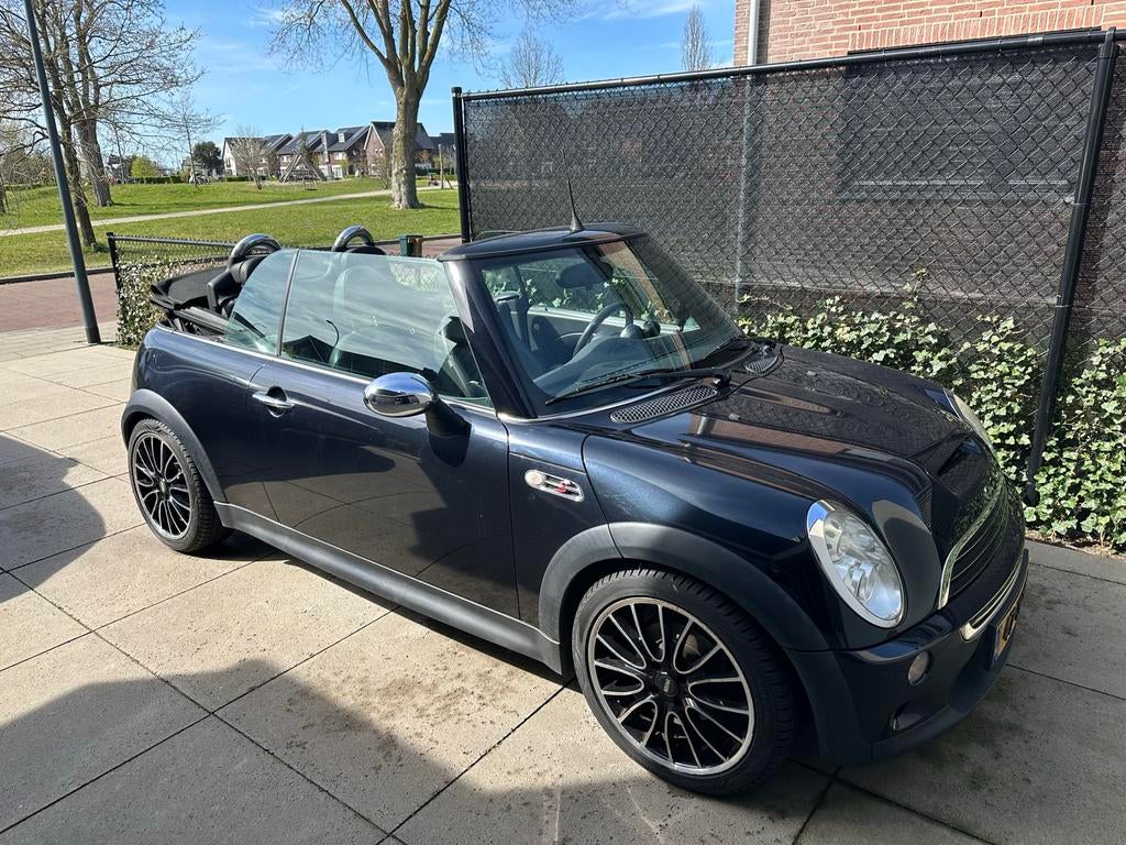 Mini 1.6 16V Cooper S Cabrio AUT 2006 Zwart, Zwart, 4 cilinders, Cabriolet, Zwart